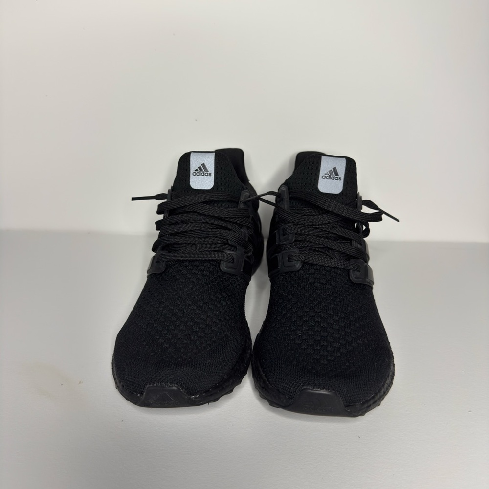 Adidas Men’s UltraBoost 1.0 DNA Shoes size 8.5 - Picture 4 of 9